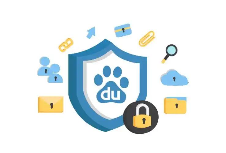 迪丽热巴卫蓝白裙路透